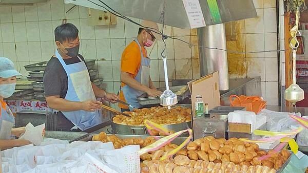 統力雙胞胎（姐妹）｜八里老街上超人氣老字號雙胞胎名店