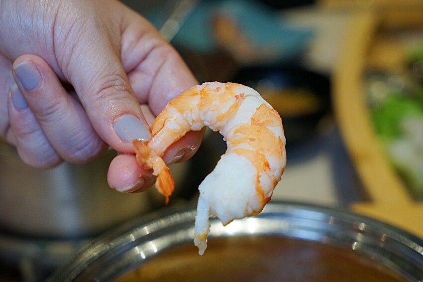 開幕限定！！ 火鍋+蒙古烤肉吃到飽最低只要$278，爽嗑50種以上食材，還免收服務費！