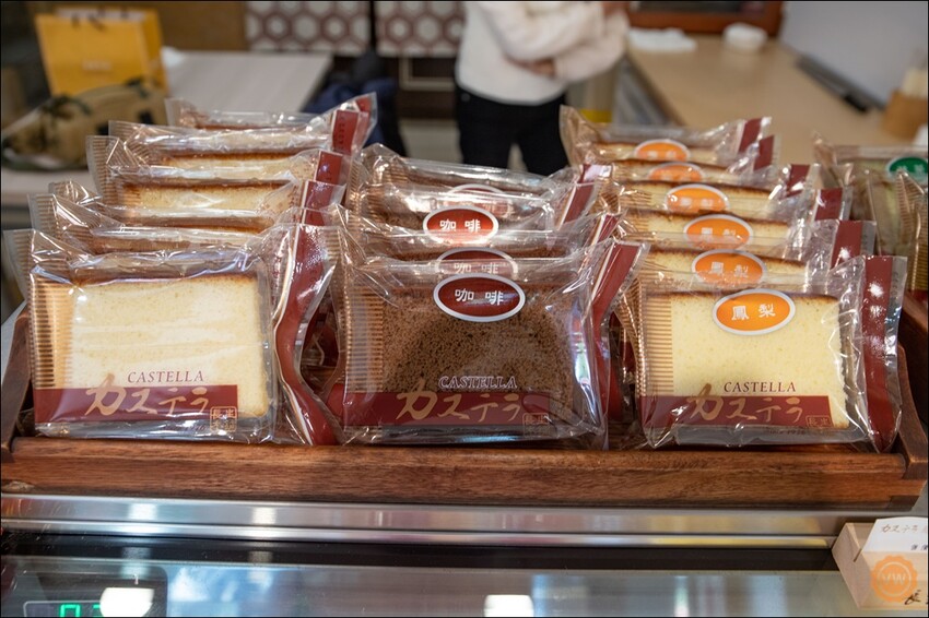 台南市中西區台南知名伴手禮｜彌月蛋糕推薦：長生本舖金蜂蜜蛋糕專賣店