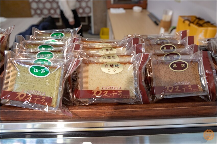 台南市中西區台南知名伴手禮｜彌月蛋糕推薦：長生本舖金蜂蜜蛋糕專賣店