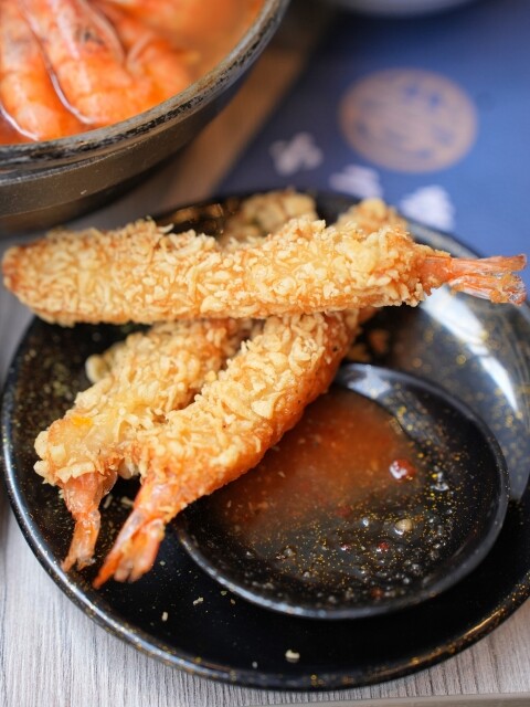 【高雄食記】高CP值料多即食鍋〔 小二春福氣鍋復興店 〕線上點餐預約取餐免等候，四種口味可全素，UBER可外送。