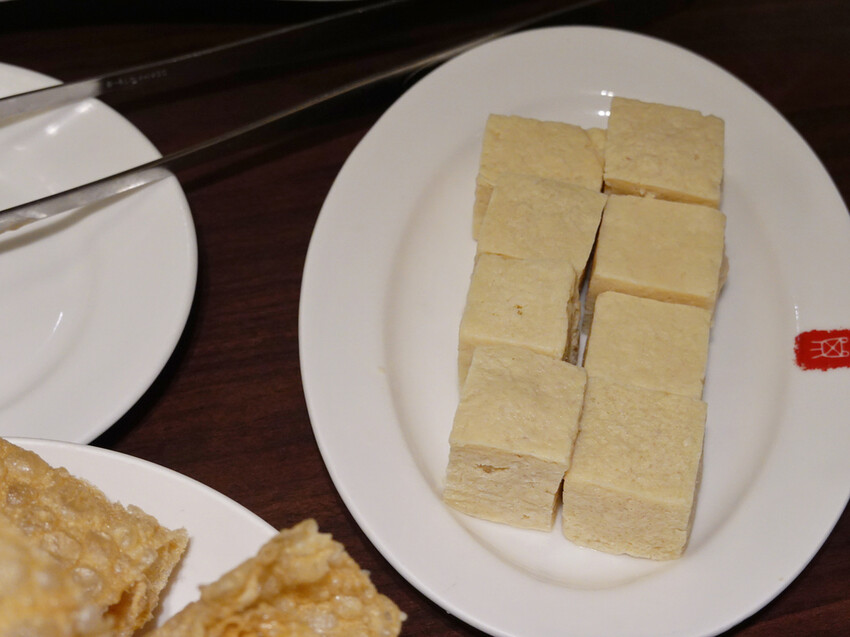 台北大安—鼎王麻辣鍋｜台中起家麻辣鍋霸主 豆腐鴨血無限續加｜東區、忠孝復興