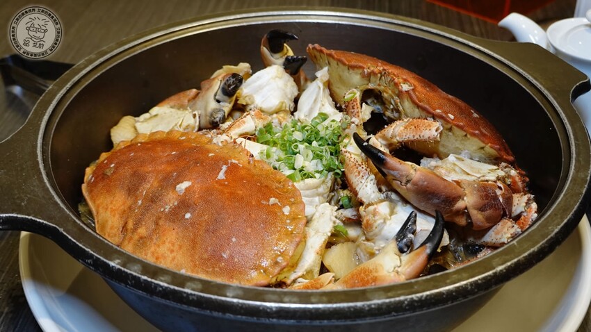 【 三峽日本料理 】父親節還找不到去哪慶祝嗎？來東街日本料理絕對是最好的選擇，不論是日本料理、合菜、桌