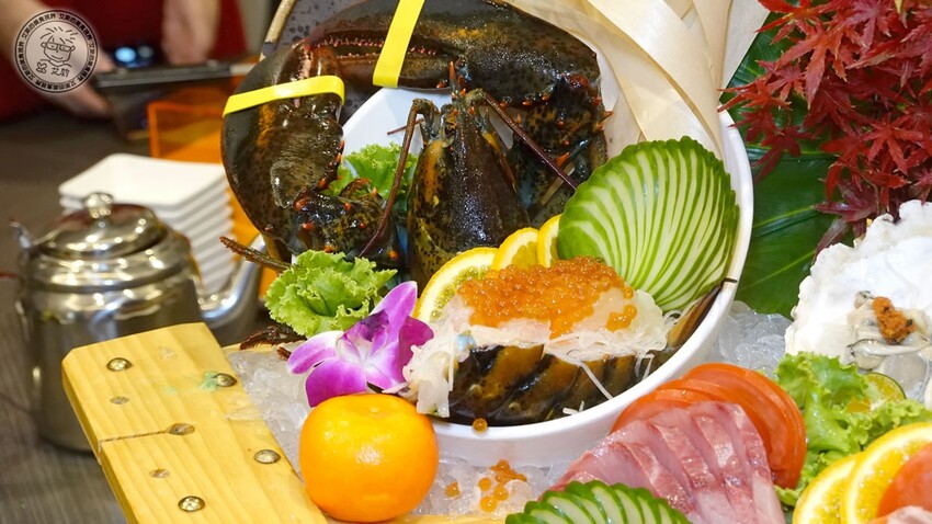 【 三峽日本料理 】父親節還找不到去哪慶祝嗎？來東街日本料理絕對是最好的選擇，不論是日本料理、合菜、桌