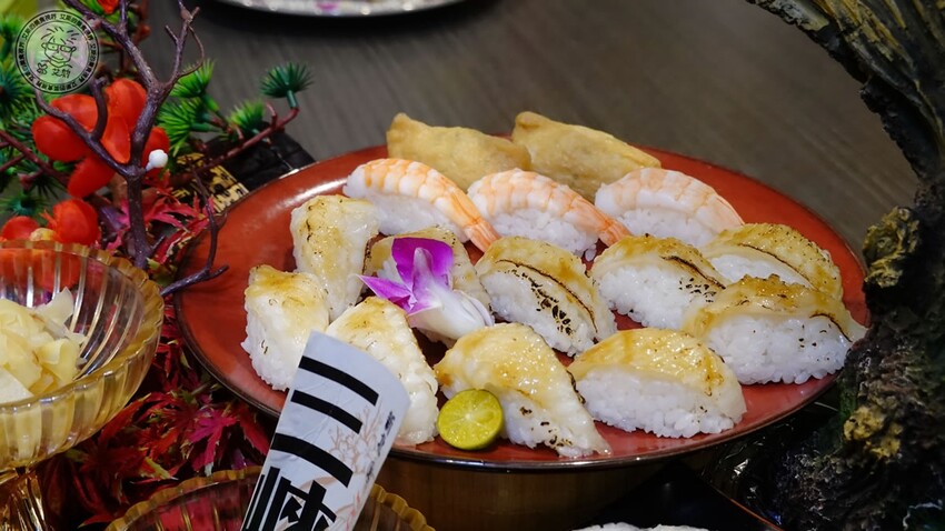 【 三峽日本料理 】父親節還找不到去哪慶祝嗎？來東街日本料理絕對是最好的選擇，不論是日本料理、合菜、桌