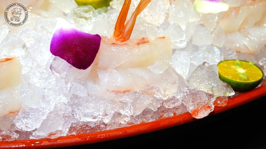 【 三峽日本料理 】父親節還找不到去哪慶祝嗎？來東街日本料理絕對是最好的選擇，不論是日本料理、合菜、桌