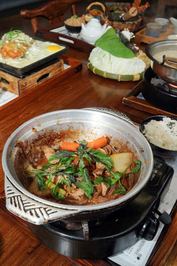 善化美食聚餐餐廳推薦:老胡記,環境典雅、餐點精緻,三杯梅香松 善化美食聚餐餐廳推薦:老胡記,環境典雅、餐點精緻,三杯梅香松