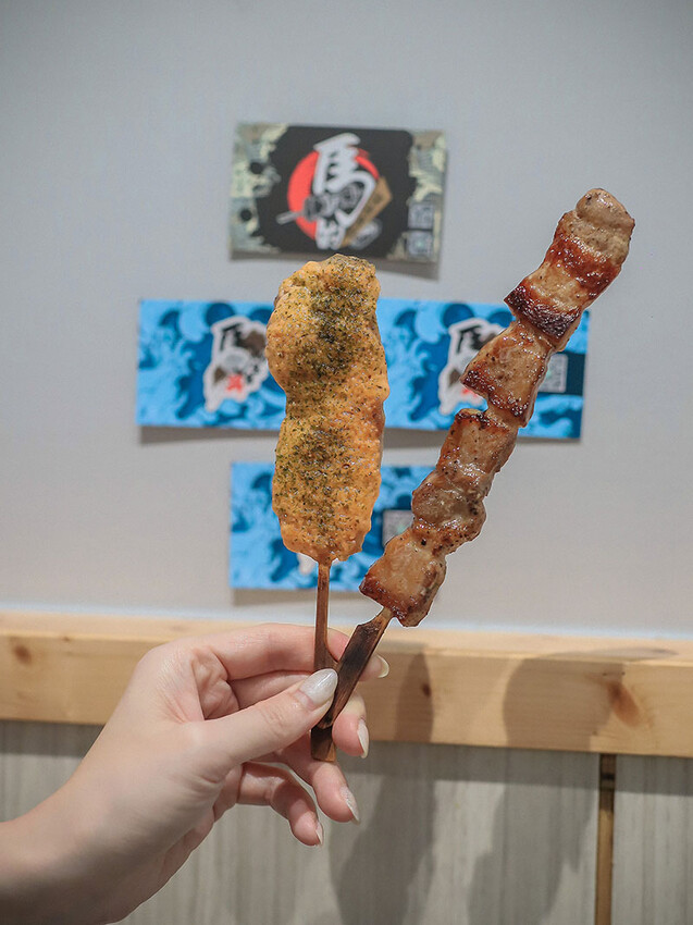 竹北日式料理 馬的生食丼 新鮮海鮮生食丼飯加點鮮魚味增湯只要$9元 內用免費續湯 Google評論鮭魚卵手捲買一送一