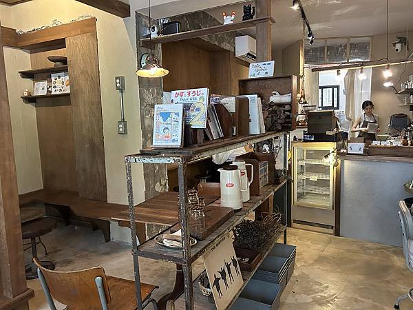 台南中西區必訪咖啡店回歸！日式木質系ゴゴ台所2.0，經典塔可飯必點。