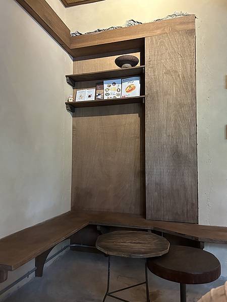 台南中西區必訪咖啡店回歸！日式木質系ゴゴ台所2.0，經典塔可飯必點。