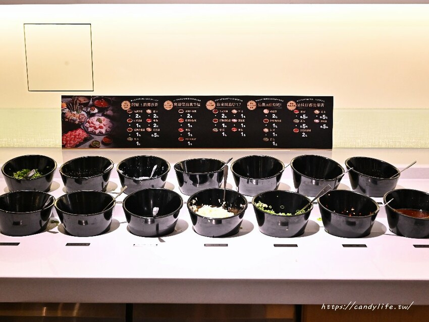 全台最大築間鍋物就在台中中科商圈，佔地百坪，火烤兩吃自助吧吃到飽，營業至凌晨四點