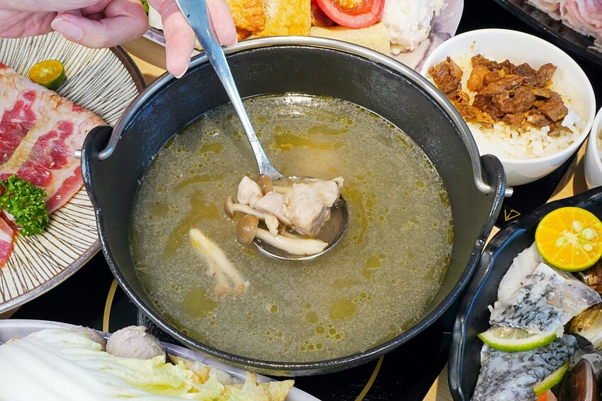 築間全台最大旗艦店在台中插旗啦！「火鍋+烤物」兩吃超滿足，還有蔬菜、飲料與冰淇淋吃到飽！