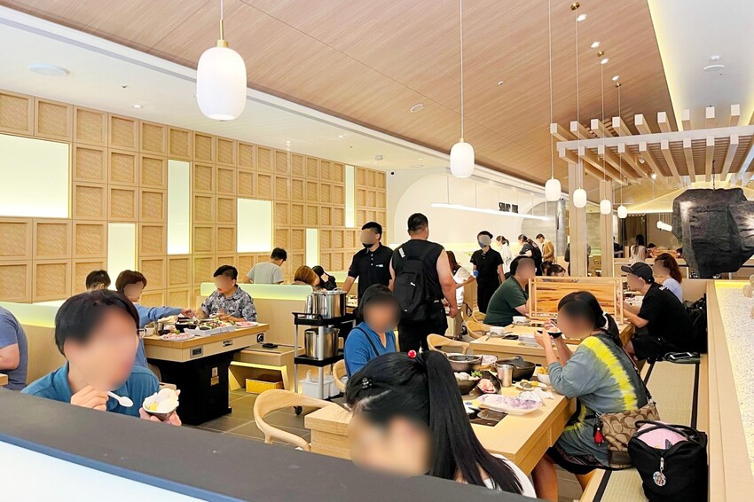 築間全台最大旗艦店在台中插旗啦！「火鍋+烤物」兩吃超滿足，還有蔬菜、飲料與冰淇淋吃到飽！