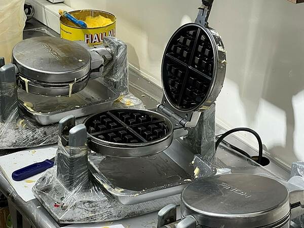 （台北下午茶）微笑的魚台北店～桃園最強鬆餅台北吃得到！自選雙