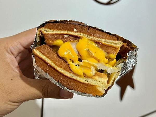 （台北下午茶）微笑的魚台北店～桃園最強鬆餅台北吃得到！自選雙