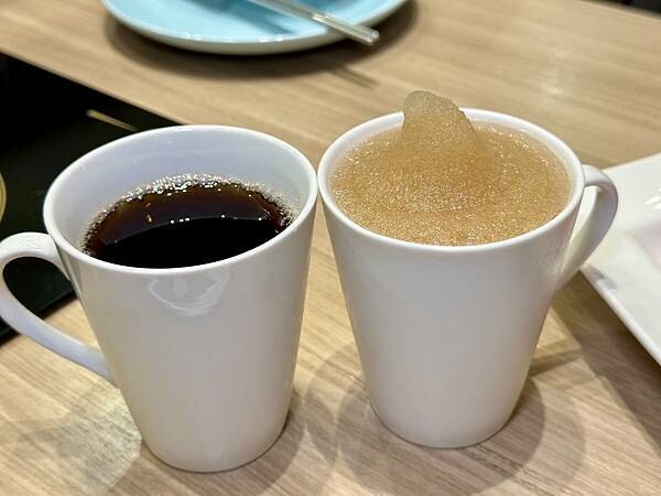 [信義區火鍋] 汆食 作伙鍋 統一時代百貨店  / 台北麻辣