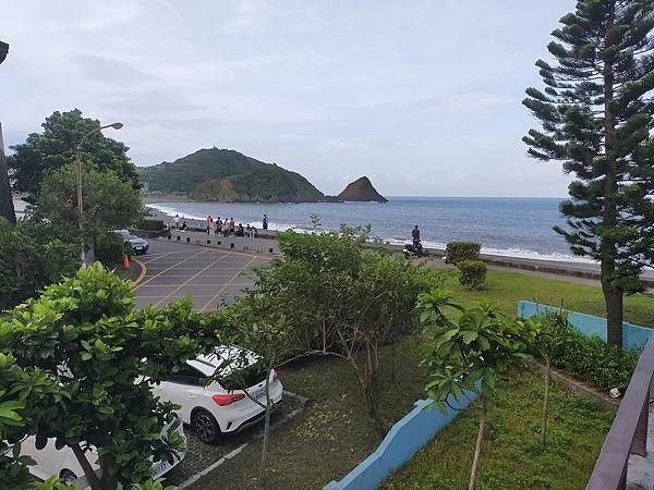 宜蘭蘇澳笑ㄟ咖啡~南方澳內埤海灘咖啡~看海聽海的午茶悠閒時光