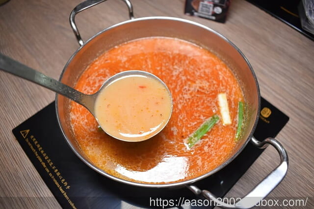 肉多多大變身 網路溫度計好感度，星等及聲量排行蟬聯兩年第一名 | 爆紅的石頭湯竟然在肉多多讓我吃到，難怪已經開了50家直營店 榜上有名的夜宵火鍋