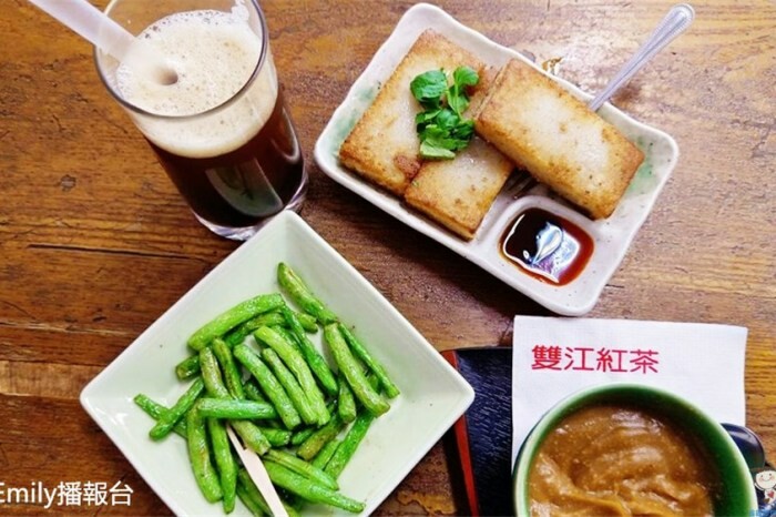 台中Lalaport美食街推薦｜丸龜製麵,平價手工烏龍麵