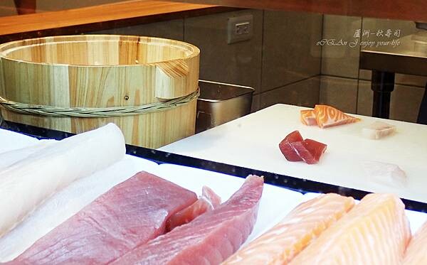 蘆洲壽司推薦│秋壽司-蘆洲高CP值專業壽司店,高貴不貴等級非常高,食材新鮮,每日隱藏版日本直送海鮮,比吃連鎖壽司店還值得│蘆洲美食推薦-27.jpg 蘆洲壽司推薦│秋壽司-蘆洲高CP值專業壽司店,高貴不貴等級非常高,食材新鮮,每日隱藏版日本直送海鮮,比吃連鎖壽司店還值得│蘆洲美食推薦-27.jpg