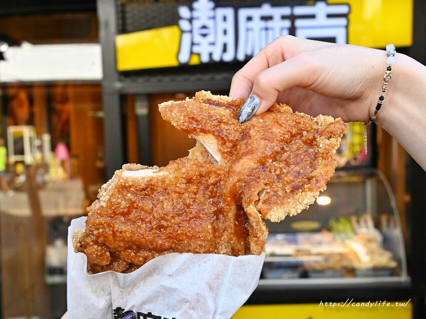 潮麻吉｜台中最潮雞排店就是這一間！六種口味香雞排，香酥、脆皮兩種口感，還有各式炸物也很厲害！