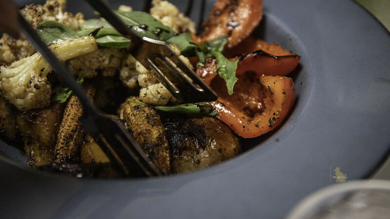 台中北區｜ OOO 蔬食餐酒館 靈魂咖哩觸動人心