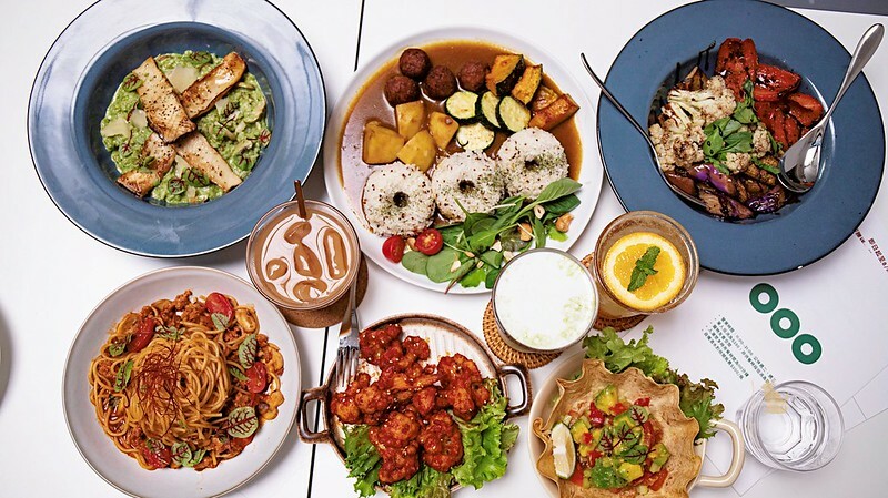 台中北區｜ OOO 蔬食餐酒館 靈魂咖哩觸動人心