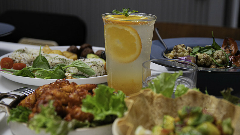 台中北區｜ OOO 蔬食餐酒館 靈魂咖哩觸動人心