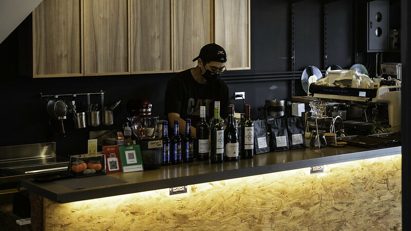 台中北區｜ OOO 蔬食餐酒館 靈魂咖哩觸動人心