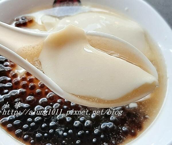 小祿ㄟ小食記 / 同記安平豆花 / 高雄熱河店 / 沁心消暑 小祿ㄟ小食記 / 同記安平豆花 / 高雄熱河店 / 沁心消暑