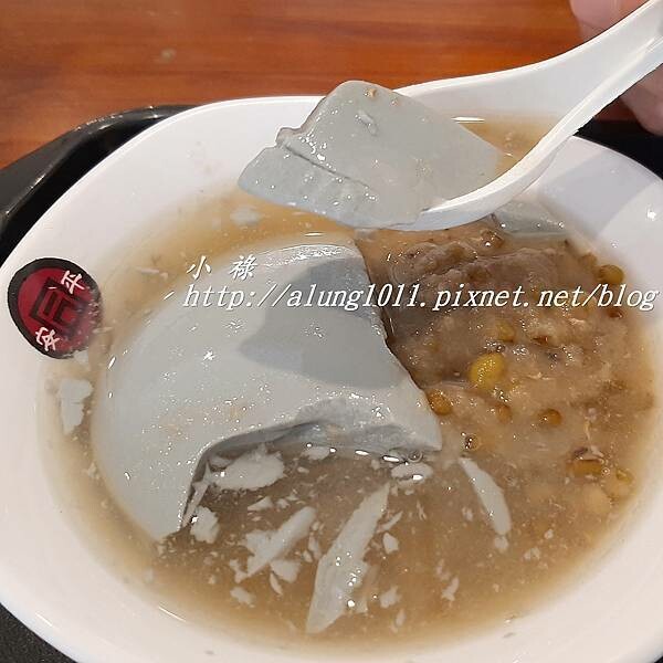 小祿ㄟ小食記 / 同記安平豆花 / 高雄熱河店 / 沁心消暑 小祿ㄟ小食記 / 同記安平豆花 / 高雄熱河店 / 沁心消暑