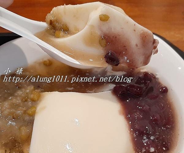 小祿ㄟ小食記 / 同記安平豆花 / 高雄熱河店 / 沁心消暑 小祿ㄟ小食記 / 同記安平豆花 / 高雄熱河店 / 沁心消暑