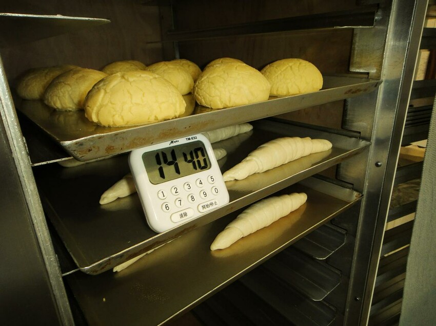 【美食】「川雨」鹽可頌、波蘿、蛋黃酥,大安區麵包店推薦、科技