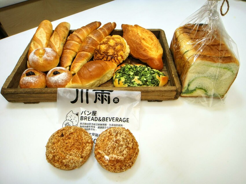 【美食】「川雨」鹽可頌、波蘿、蛋黃酥,大安區麵包店推薦、科技