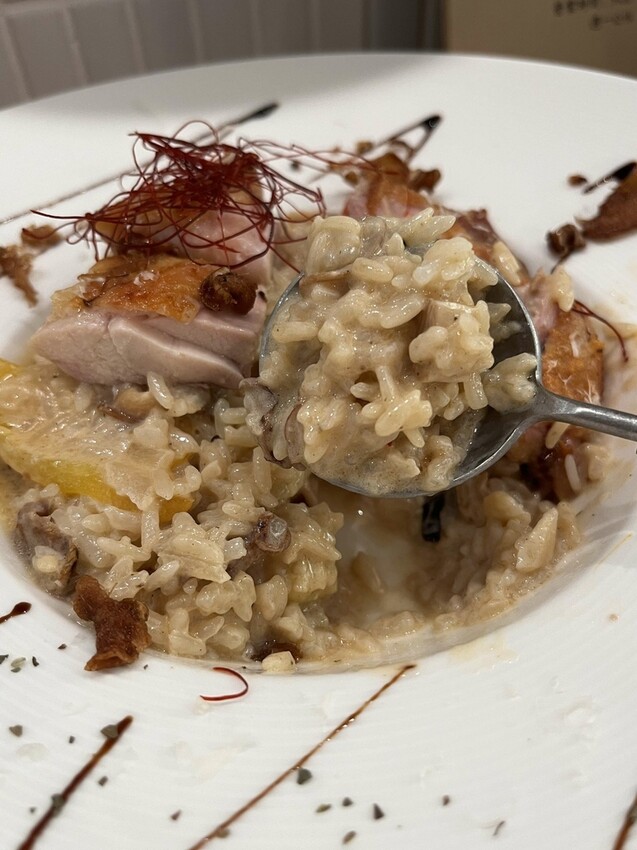 桃園市桃園區【桃園早午餐】桃園區早午餐的好選擇!【日季Cafe】義大利麵燉飯口味好獨特!歐包盤一吃就想再回訪!