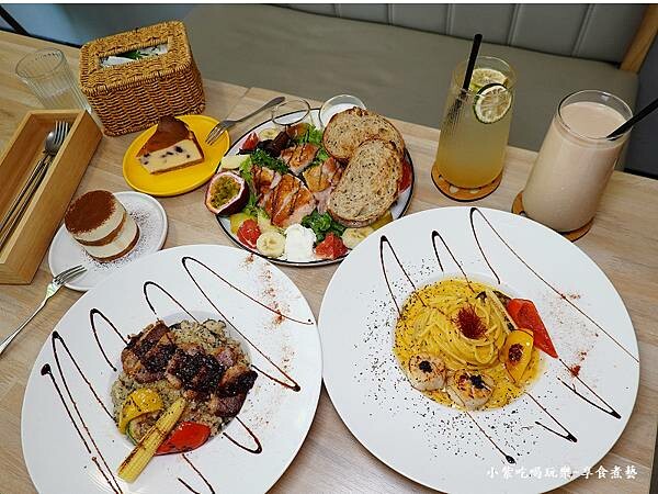 餐食合照-日季cafe.jpg 餐食合照-日季cafe.jpg