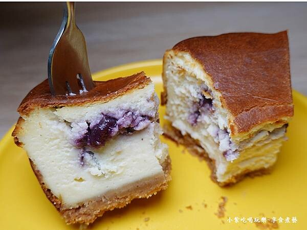 藍莓巴斯克乳酪蛋糕-日季cafe1.jpg 藍莓巴斯克乳酪蛋糕-日季cafe1.jpg