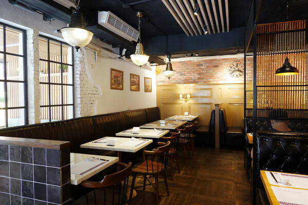 有優雅用餐環境與紅酒啤酒搭配的中和精緻牛肉麵餐廳-永安站寶聖瑞牛肉麵休閒餐廳,中和必吃牛肉麵餐廳