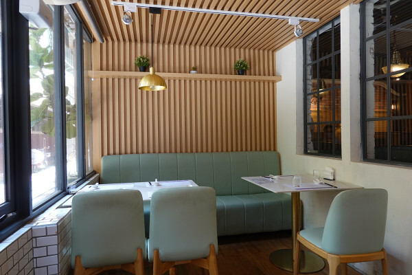 有優雅用餐環境與紅酒啤酒搭配的中和精緻牛肉麵餐廳-永安站寶聖瑞牛肉麵休閒餐廳,中和必吃牛肉麵餐廳