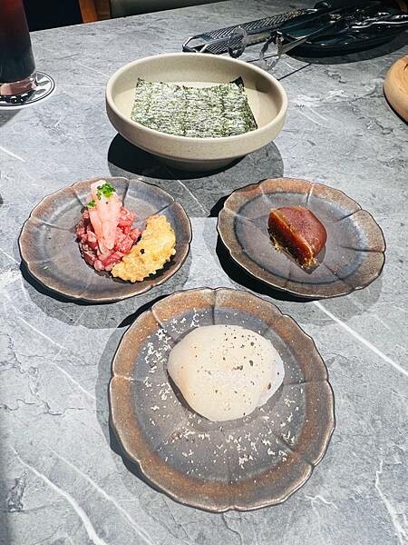 東區青杉燒肉Asougi Yakiniku。專人代烤。新鮮海