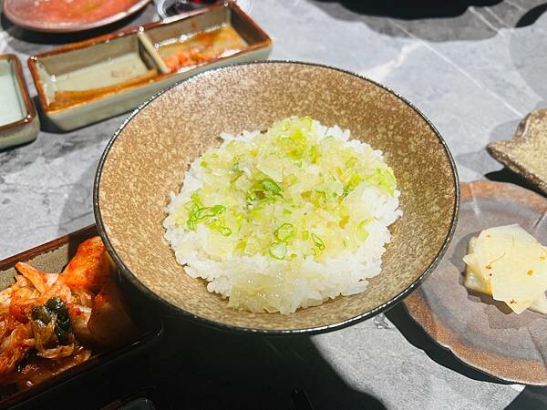 東區青杉燒肉Asougi Yakiniku。專人代烤。新鮮海