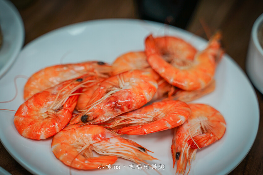 桃園市桃園區【桃園吃到飽】 饗厚牛排-桃園店｜399元彭湃自助吧吃到飽，加49元多一客牛排，不收服務費