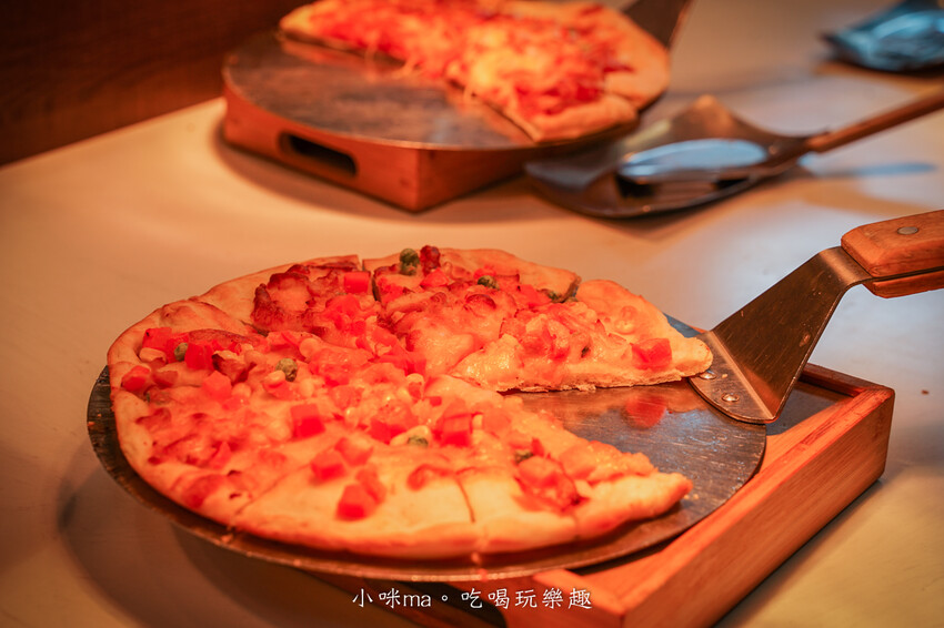 桃園市桃園區【桃園吃到飽】 饗厚牛排-桃園店｜399元彭湃自助吧吃到飽，加49元多一客牛排，不收服務費