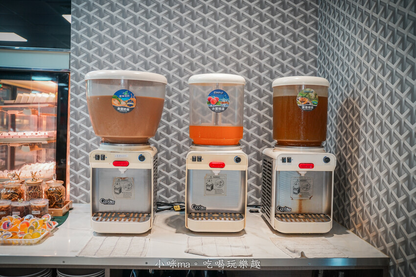 桃園市桃園區【桃園吃到飽】 饗厚牛排-桃園店｜399元彭湃自助吧吃到飽，加49元多一客牛排，不收服務費