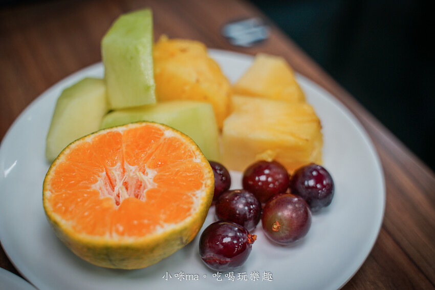 桃園市桃園區【桃園吃到飽】 饗厚牛排-桃園店｜399元彭湃自助吧吃到飽，加49元多一客牛排，不收服務費