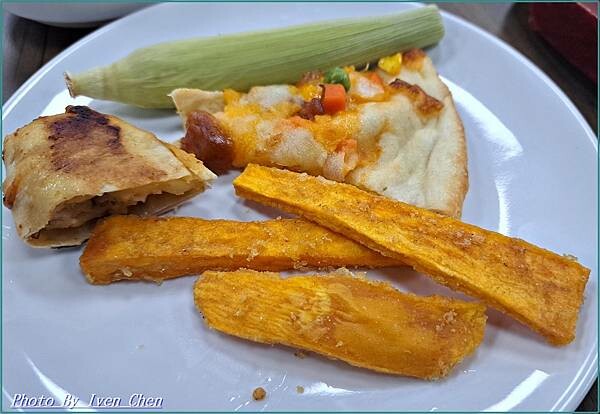 《桃園牛排》饗厚牛排399元義式百匯自助吧吃到飽免服務費/ 《桃園牛排》饗厚牛排399元義式百匯自助吧吃到飽免服務費/