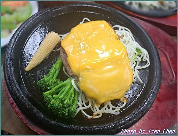 《桃園牛排》桃園牛排自助百匯吃到飽餐廳/ 『饗厚牛排』 I 《桃園牛排》桃園牛排自助百匯吃到飽餐廳/ 『饗厚牛排』 I