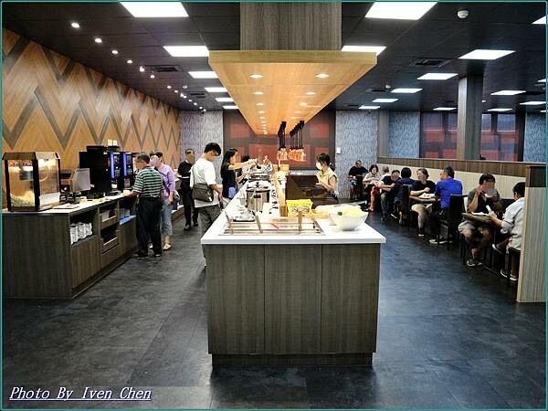 《桃園牛排》義式百匯自助吧吃到飽/ 『饗厚牛排』 Iven 《桃園牛排》義式百匯自助吧吃到飽/ 『饗厚牛排』 Iven