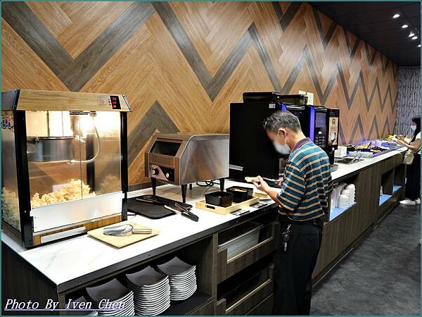 《桃園牛排》饗厚牛排399元義式百匯自助吧吃到飽免服務費/ 《桃園牛排》饗厚牛排399元義式百匯自助吧吃到飽免服務費/