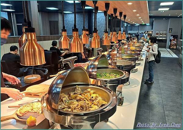 《桃園牛排》饗厚牛排399元義式百匯自助吧吃到飽免服務費/ 《桃園牛排》饗厚牛排399元義式百匯自助吧吃到飽免服務費/